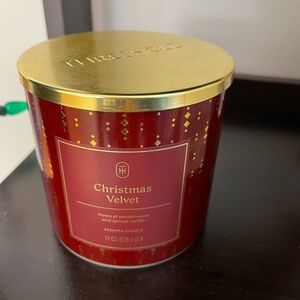 Threshold Sandalwood & Spiced Vanilla Christmas Velvet Candle - 19oz
